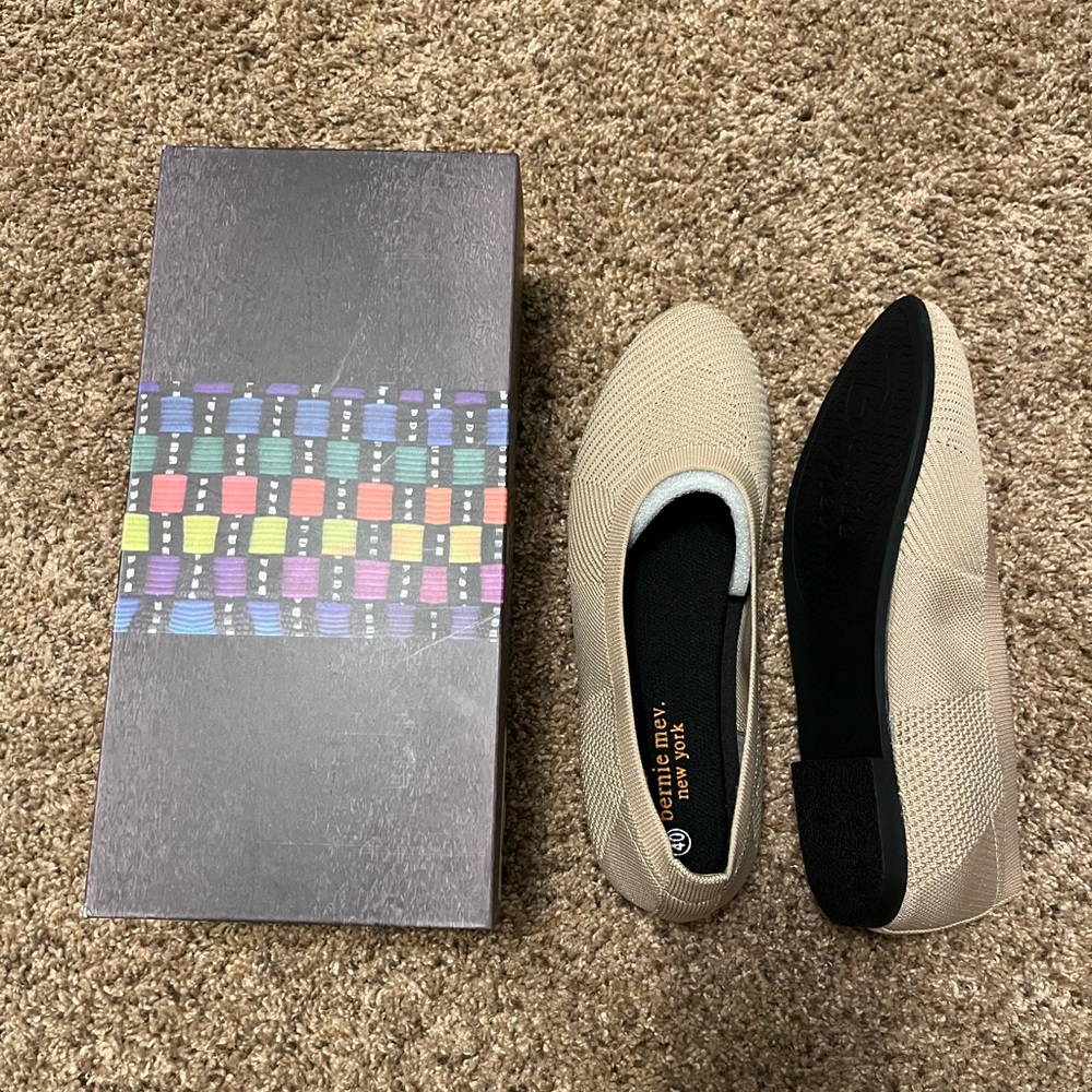 Ladies size 9 shoes.  New
